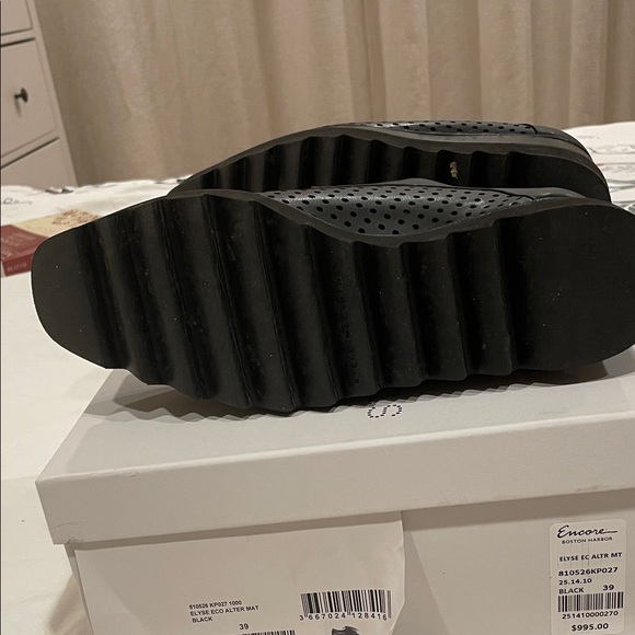 Stella McCartney Elyse Perforated Black Platforms - Picture 8 of 11